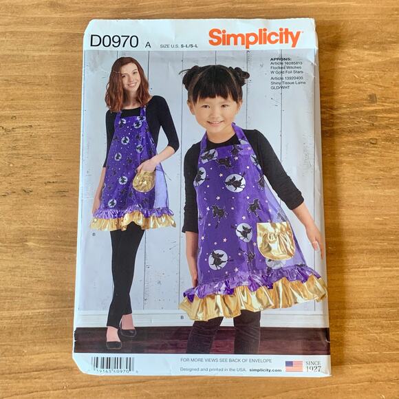 Simplicity Pattern D0970 Sizes S-L Childs & Misses Aprons & 18" Doll Apron Uncut - Picture 2 of 6